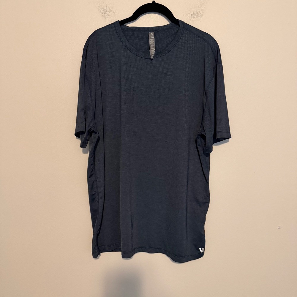 Vuori Zephyr Tee XL Navy Performance Short Sleeve Shirt V191 blue active casual